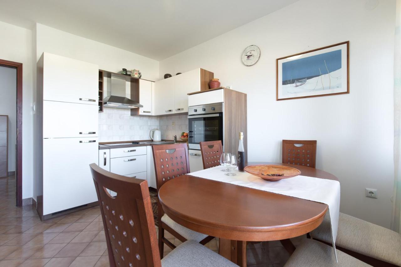 Apartmani Paradiso Кърк Екстериор снимка