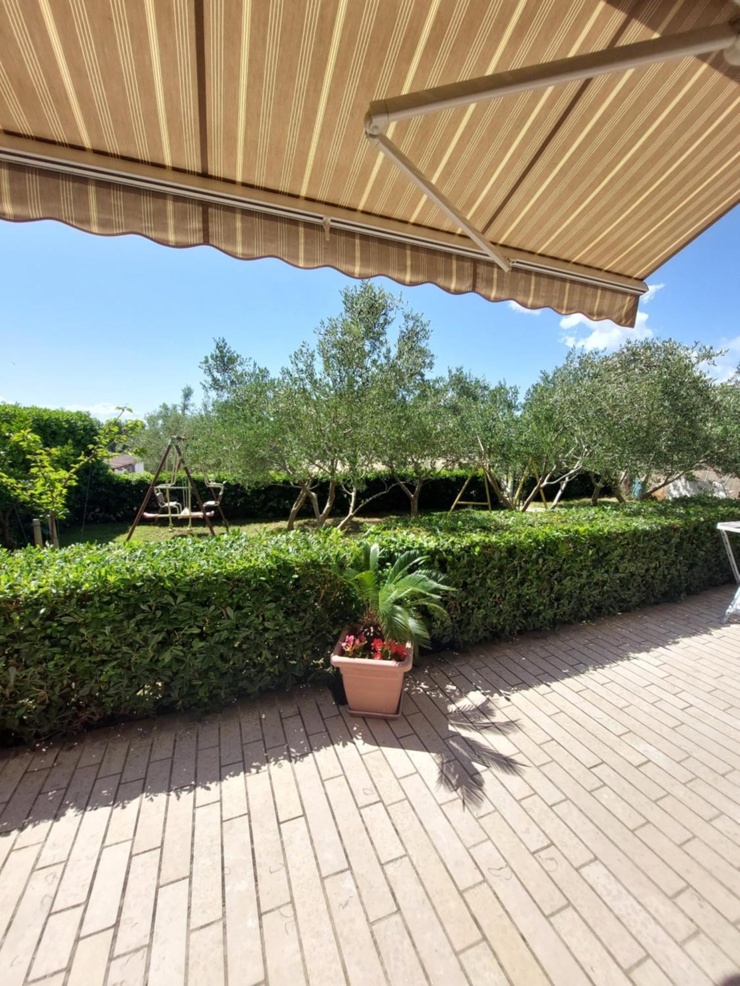 Apartmani Paradiso Кърк Екстериор снимка