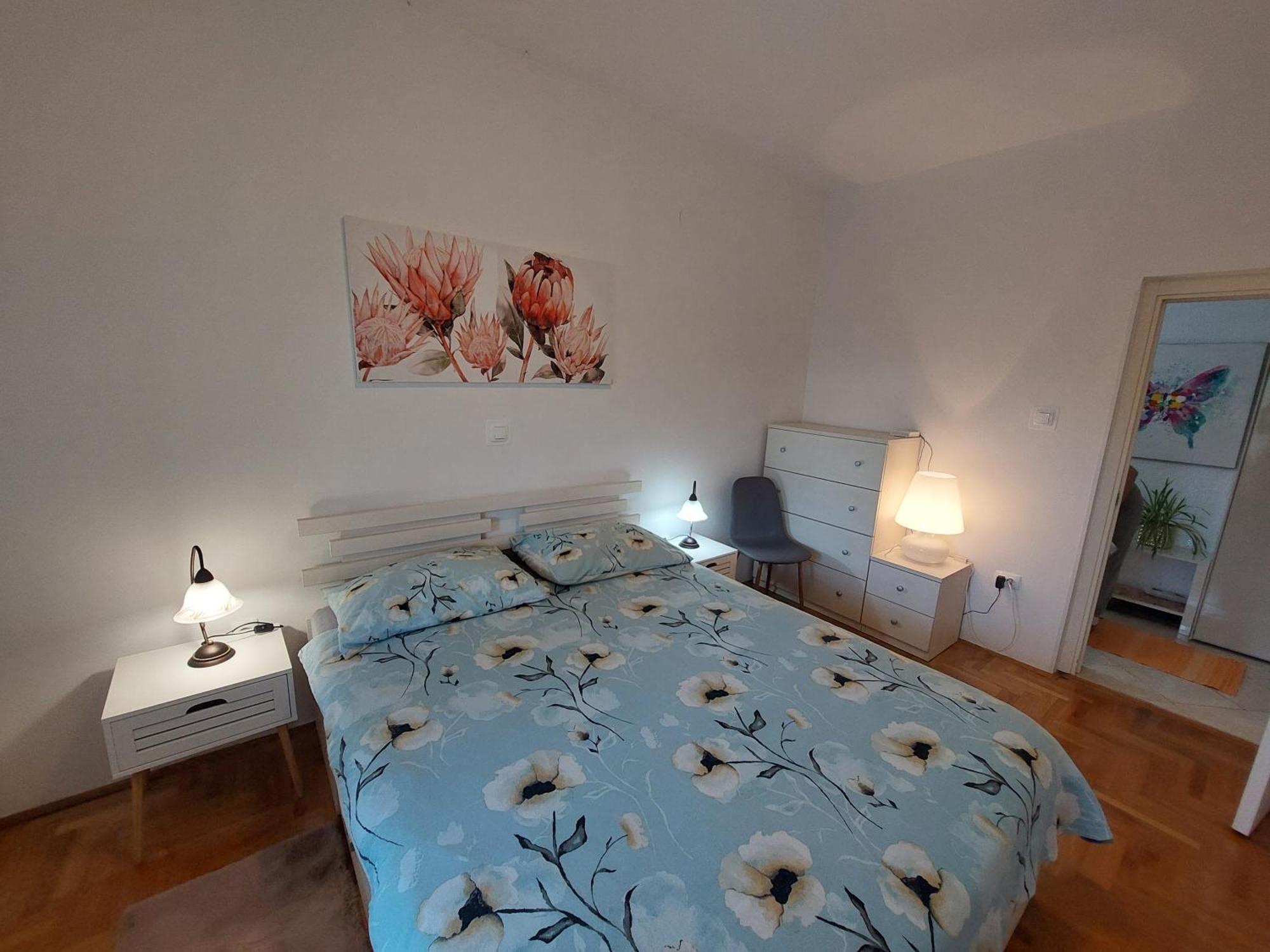 Apartmani Paradiso Кърк Екстериор снимка