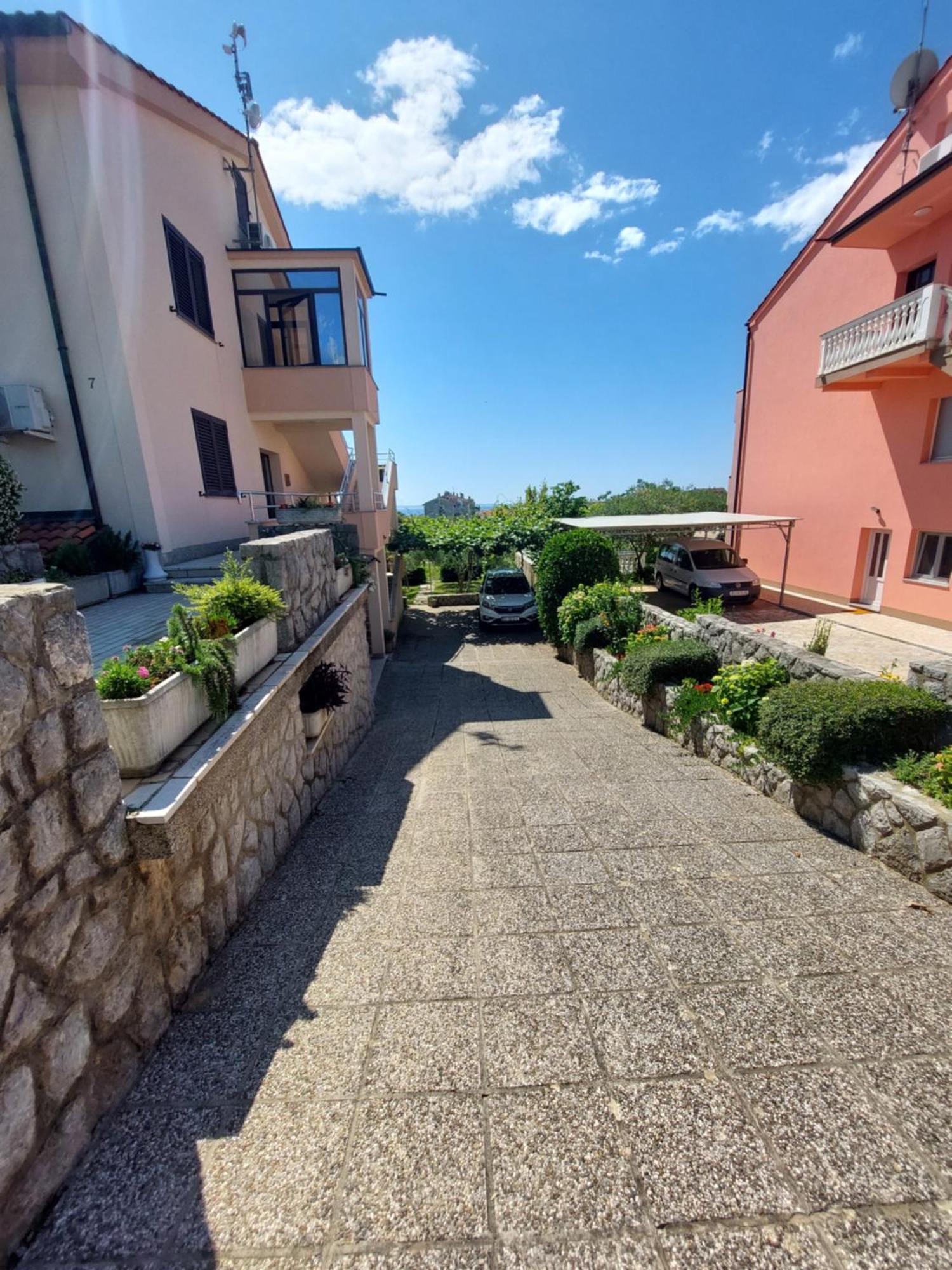 Apartmani Paradiso Кърк Екстериор снимка